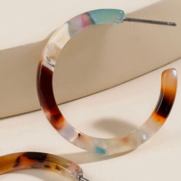 Lauren Flat Hoops - Picture 3 of 4